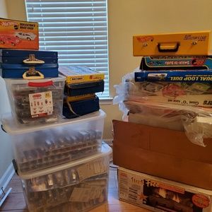 Whole collection of hundreds of hotwheels
